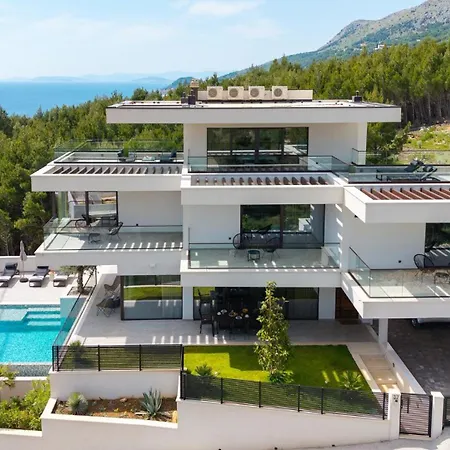Briig Villa *